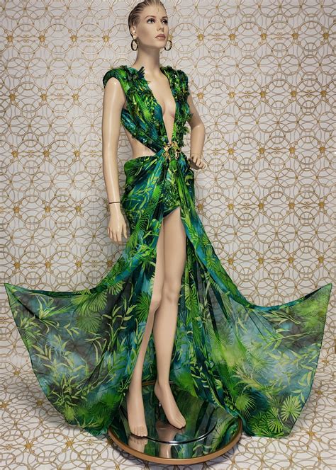 jlo versace dress before jlo|jennifer lopez versace jungle dress.